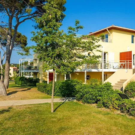 Sea View Duplex For 8 On Coast